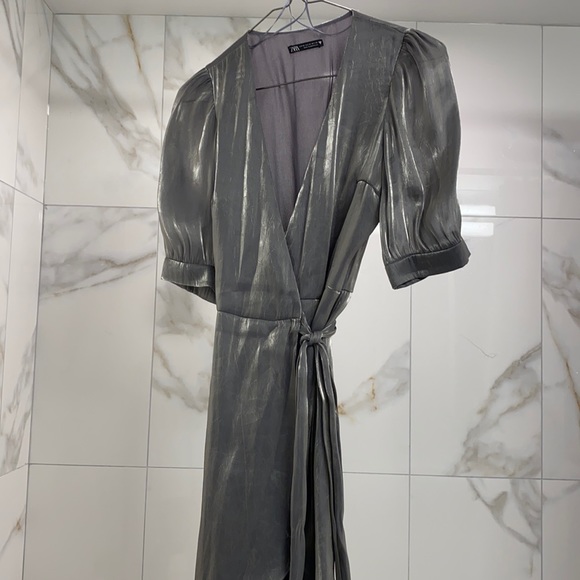 Zara Silver Metallic Wrap Dress. Size Extra Small. - Picture 3 of 7